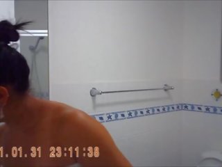 Tonåring i dusch